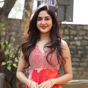 Actress Rabiya Khatoon Latest Photos