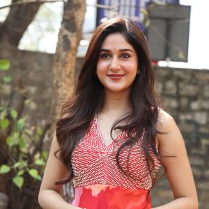 Actress Rabiya Khatoon Latest Photos