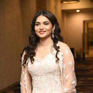 Actress Kayadu Lohar Photos