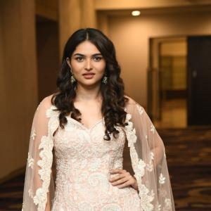 Actress Kayadu Lohar Photos