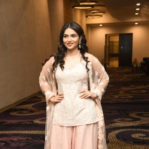 Actress Kayadu Lohar Photos