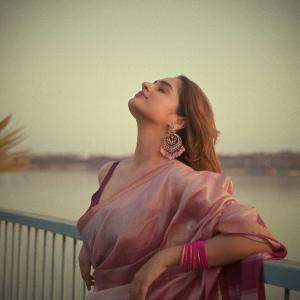 Actress Ayesha Khan Latest Photos