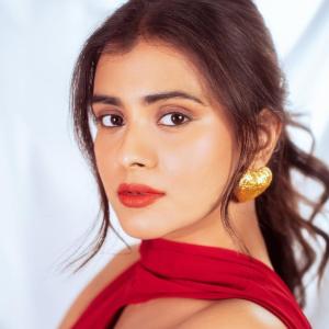 Actress Hebbah Patel Latest Photos