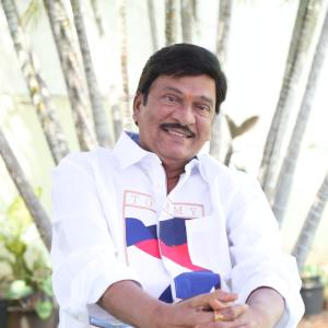 Actor RajendraPrasad Interview Photos @ RobinHood  Telugu Movie