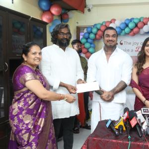 Varalakshmi Sarat Kumar Birthday Celebrations Photos