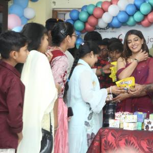 Varalakshmi Sarat Kumar Birthday Celebrations Photos