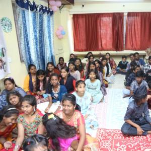 Varalakshmi Sarat Kumar Birthday Celebrations Photos