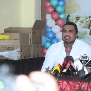 Varalakshmi Sarat Kumar Birthday Celebrations Photos