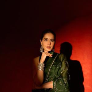 Actress Rashi Khanna Latest Photos