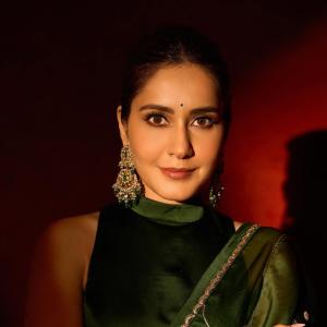 Actress Rashi Khanna Latest Photos