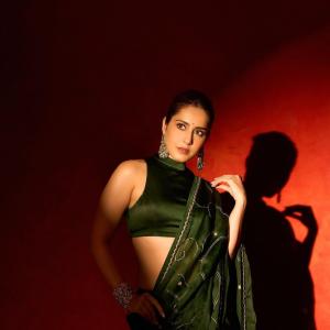 Actress Rashi Khanna Latest Photos