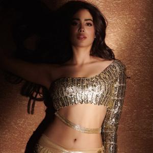 Actress Janhvi Kapoor Latest Photos