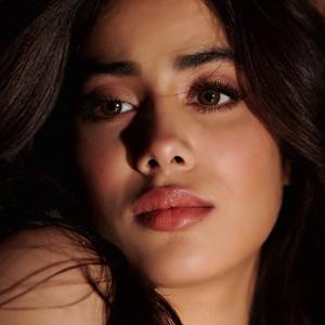 Actress Janhvi Kapoor Latest Photos