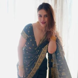 Actress Neha Malik Latest Photos