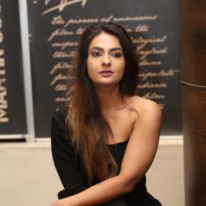 Actress Neha Deshpande Latest Photos