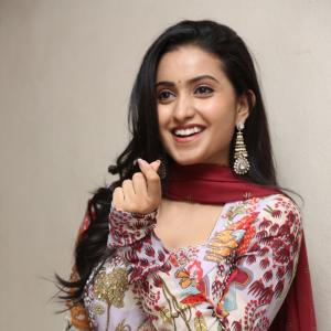 Actress Deepika Pilli Latest Photos