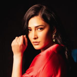 Actress Shruti Hassan Latest Photos