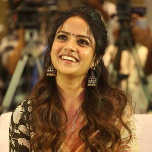 Actress Vaishnavi Chaitanya Latest Photos