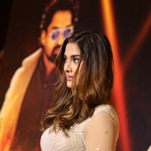 Actress Saiee Manjrekar Latest Photos