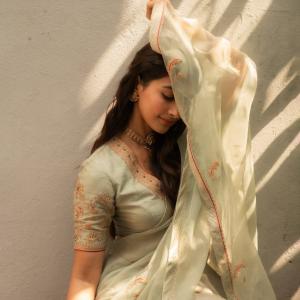 Actress Pooja Hegde Latest Photos