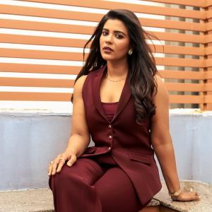 Actress Aishwarya Rajesh Latest Photos