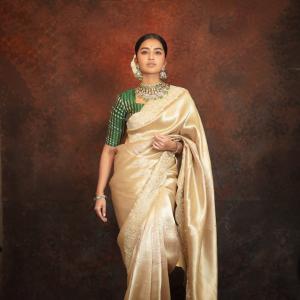 Actress Anupama Parameswaran Latest Photos