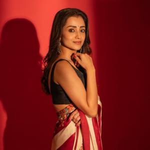 Actress Trisha Krishnan Latest Photos