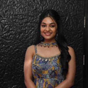 Actress Ivana stuns in an elegant indo-western look - latest photos