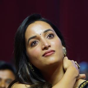 Actress Srinidhi Shetty Wows in Designer Black Saree – Latest Photos