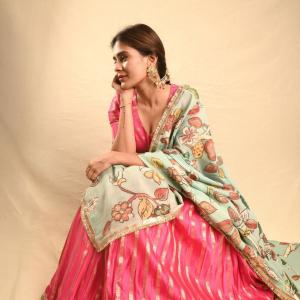 Latest Photos: Actress Hebbah Patel Looks Elegant in Floral Dupatta