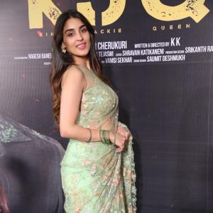 Yukti Thareja Looks Graceful in Pastel Green Floral Saree – Latest Photos