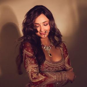 Actress Akanksha Sharma Looks Royal in Maroon Lehenga – Latest Photos Go Viral