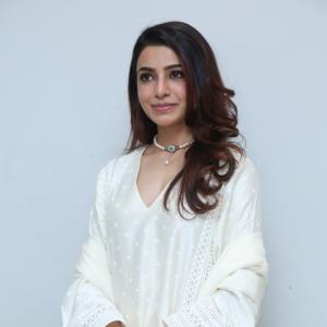 Simplicity Meets Grace: Samantha's Latest Traditional Photos