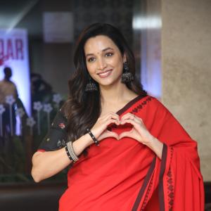 Actress Srinidhi Shetty Stuns in Elegant Red Saree | Latest Photos