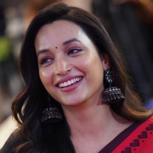 Actress Srinidhi Shetty Stuns in Elegant Red Saree | Latest Photos