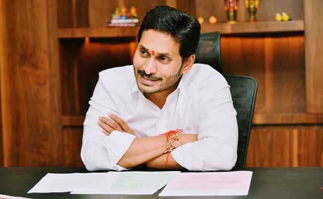 YCP Booking Rooms In Vizag For Jagan’s Swearing In