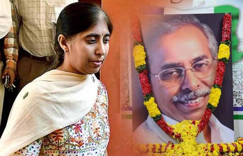 YS Viveka PA Stated that YS Sunitha threatened him
