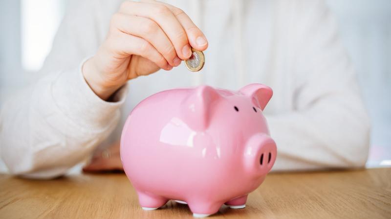 NPS Vatsalya Scheme Gains Popularity, Faces Criticism Over Lock-In Period