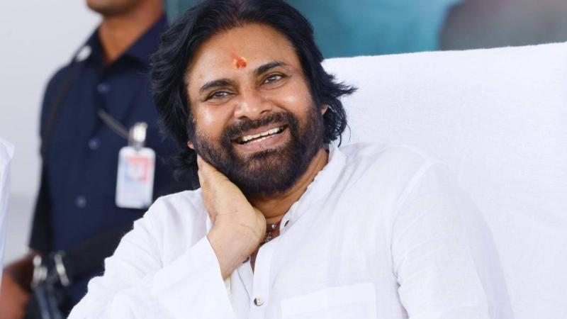 Pawan Kalyan & Janasena Social Media Power in Andhra Politics