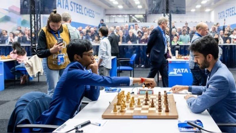 Praggnanandhaa and Gukesh Draw in Tata Steel Masters, Share Lead