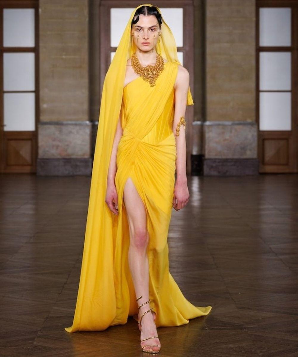 Temple jewellery dazzles Paris at Gaurav Gupta’s Haute Couture Week 2026 show
