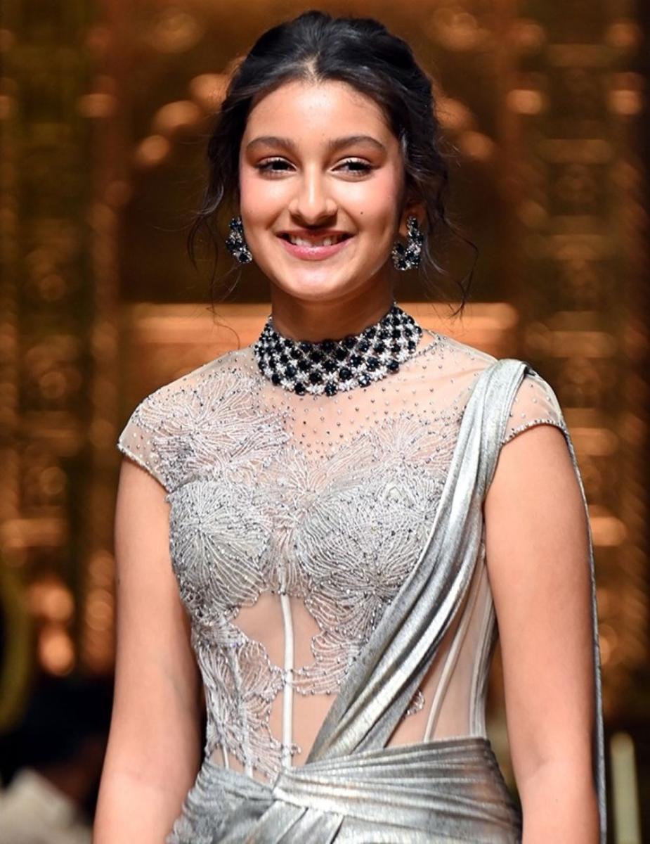 Sitara Ghattamaneni Shows Maturity Beyond Her Age, Focused on Studies Before Acting Career