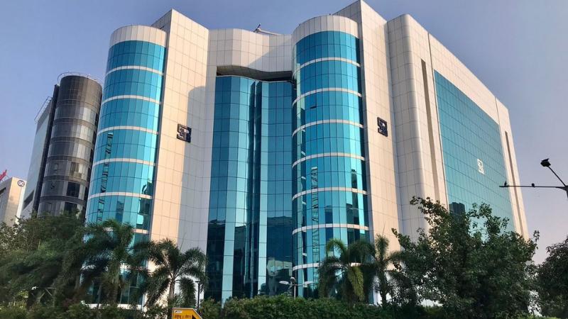 Axis Securities Settles Front-Running Case with SEBI for ₹14.62 Lakh