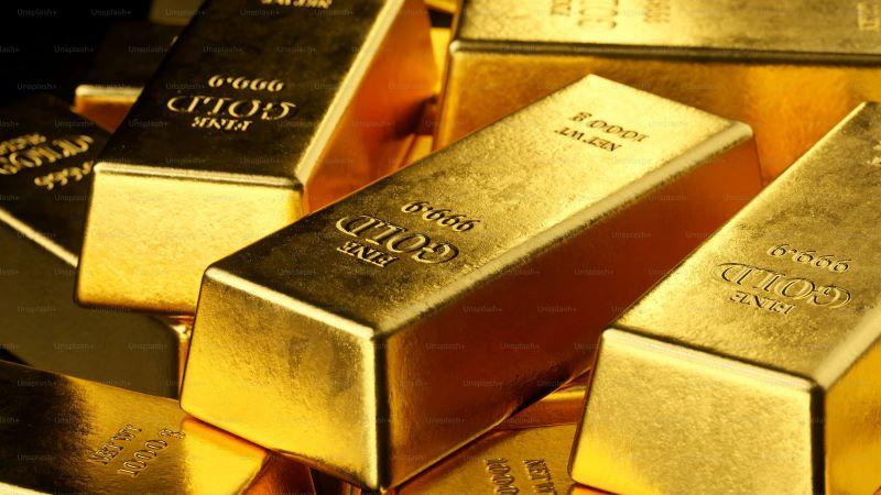 Gold Price Today: Rs 77,170 Amid Global Volatility