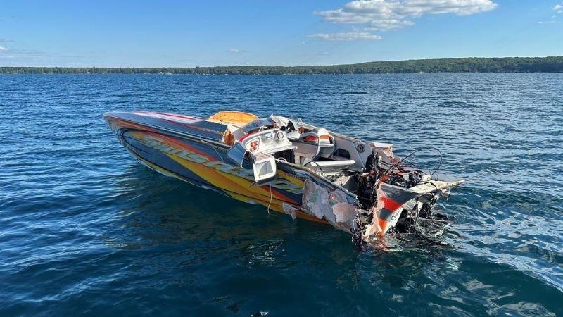 Speedboat Collides with Ferry off Mumbai Coast, 1 Dead, 4 Critical, 5 Missing