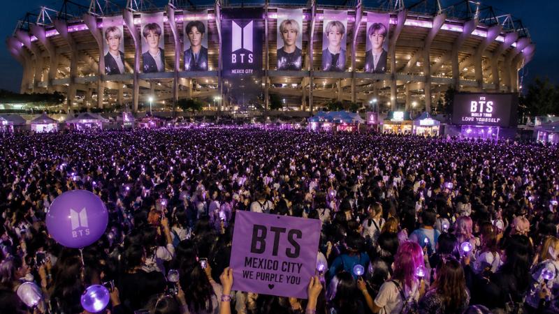 BTS Mexico City Concert  40,000 Fans Gather Outside Stadium in Fan Festival