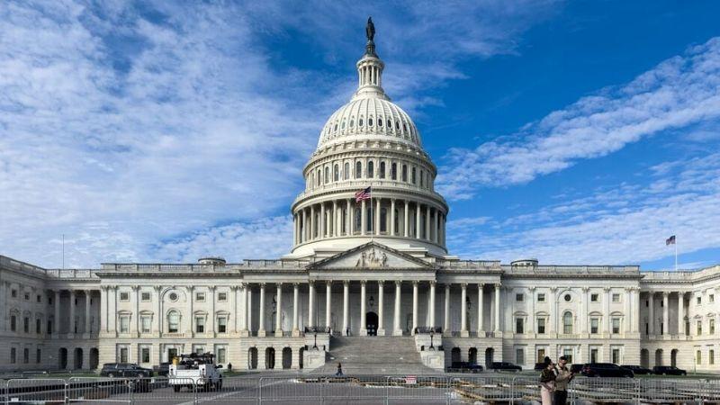 GOP Tax Plan: No Tax on Tips, 5% Remittance Fee, Senior Bonus