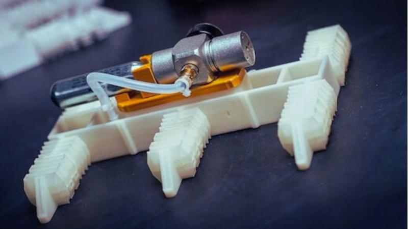 US Scientists 3D-Print Walking Robots Without Electronics for Just $20 Each