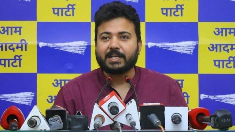 CBI Raids AAP Leader Durgesh Pathak's Home Over FCRA Case, Sparks Political Controversy