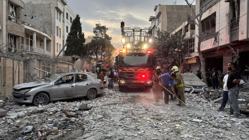 Israel-Iran Conflict Escalates Over 400 Dead Amid Intense Strikes